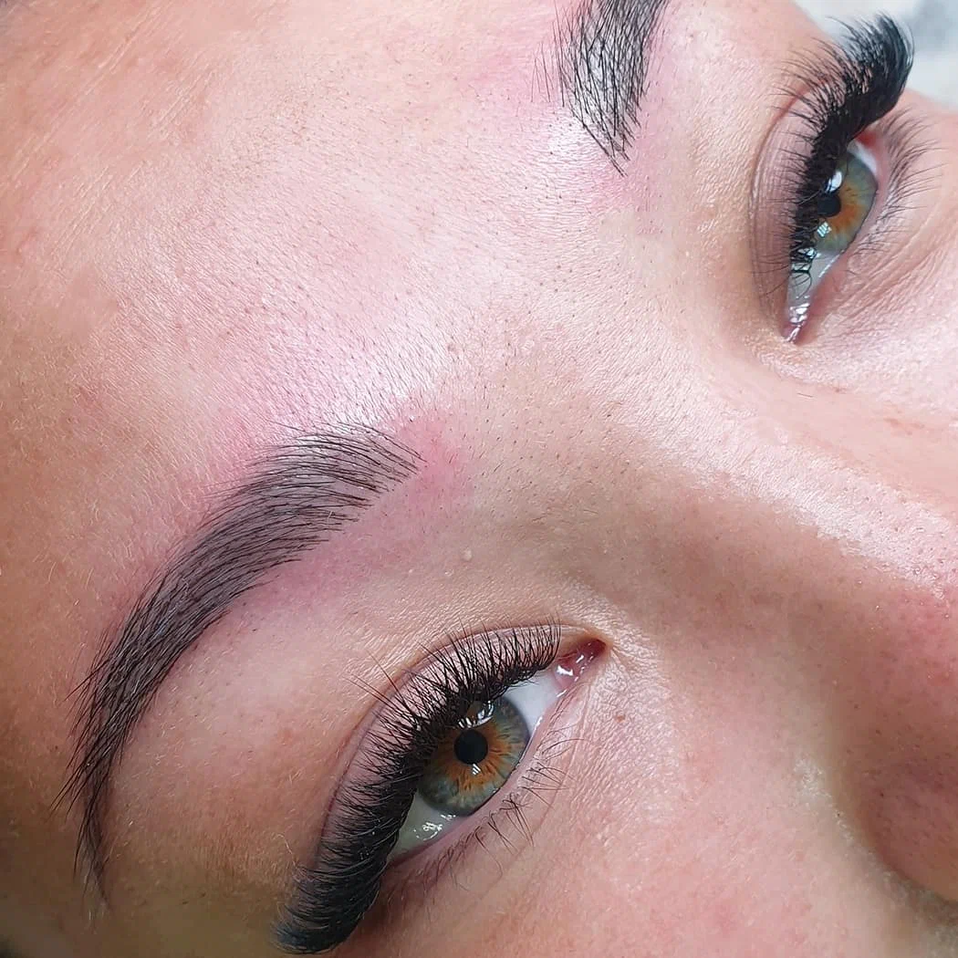 Фото перманентного макияжа Diploma (1)